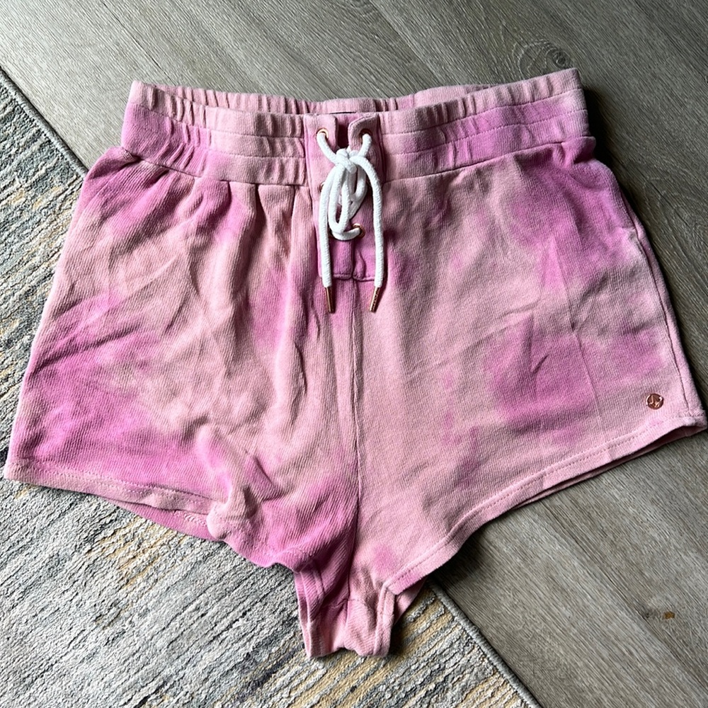 Volcom Tie Dye shorts